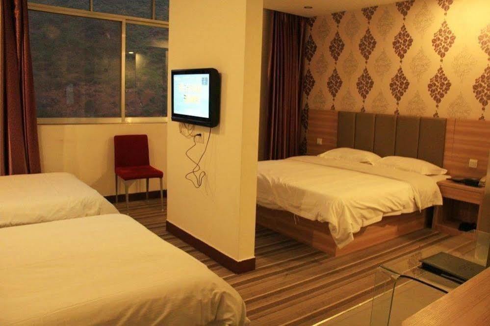 Yangshuo Harbour View Hotel Buitenkant foto